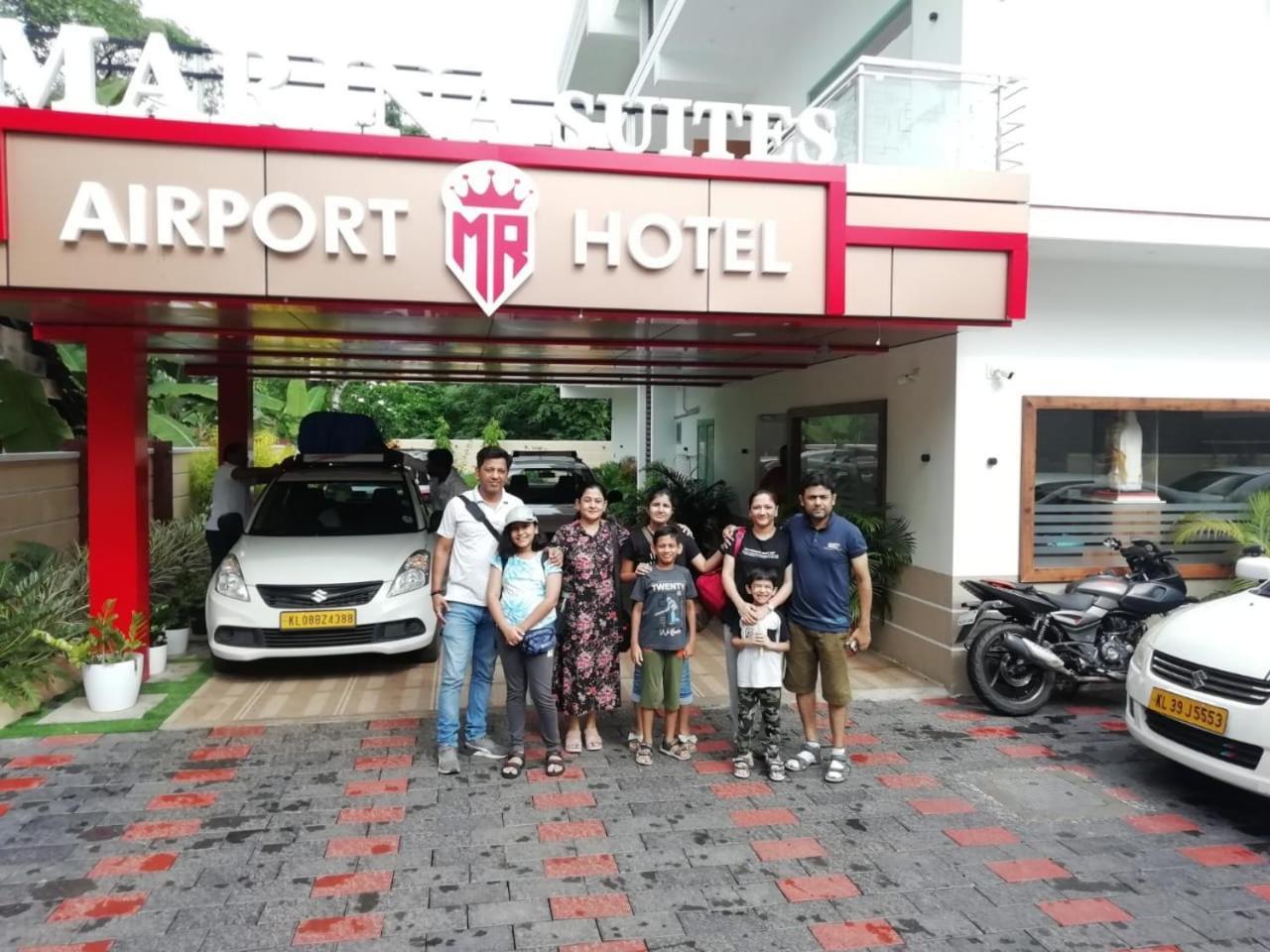 Marina Suites Airport Hotel Kochi Buitenkant foto