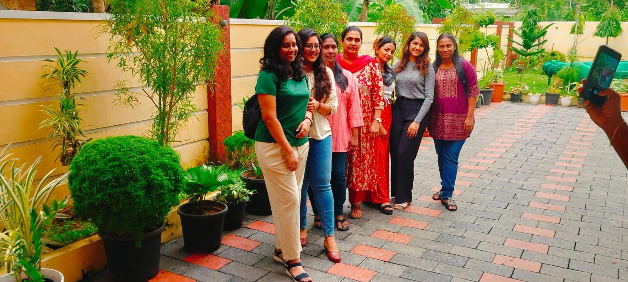 Marina Suites Airport Hotel Kochi Buitenkant foto